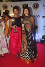 Priyanka Chopra, Mannara  at the 21st Lions Gold Awards 2015 in Mumbai on 6th Jan 2015